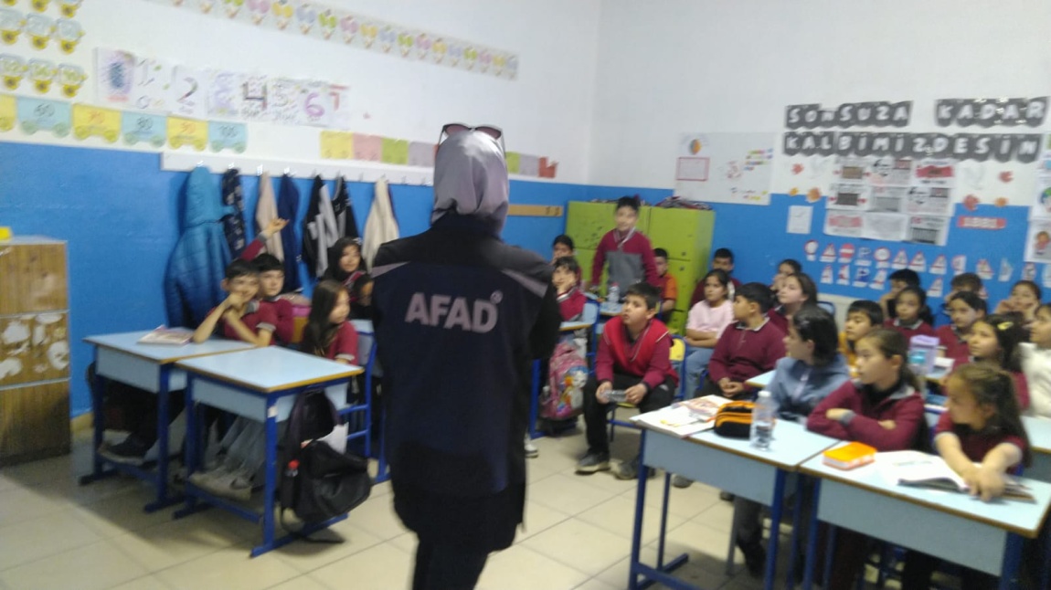 DENİZLİ İL AFAD EKİBİ TARAFINDAN ÖĞRENCİLERİMİZE AFAD EĞİTİMİ VERİLDİ